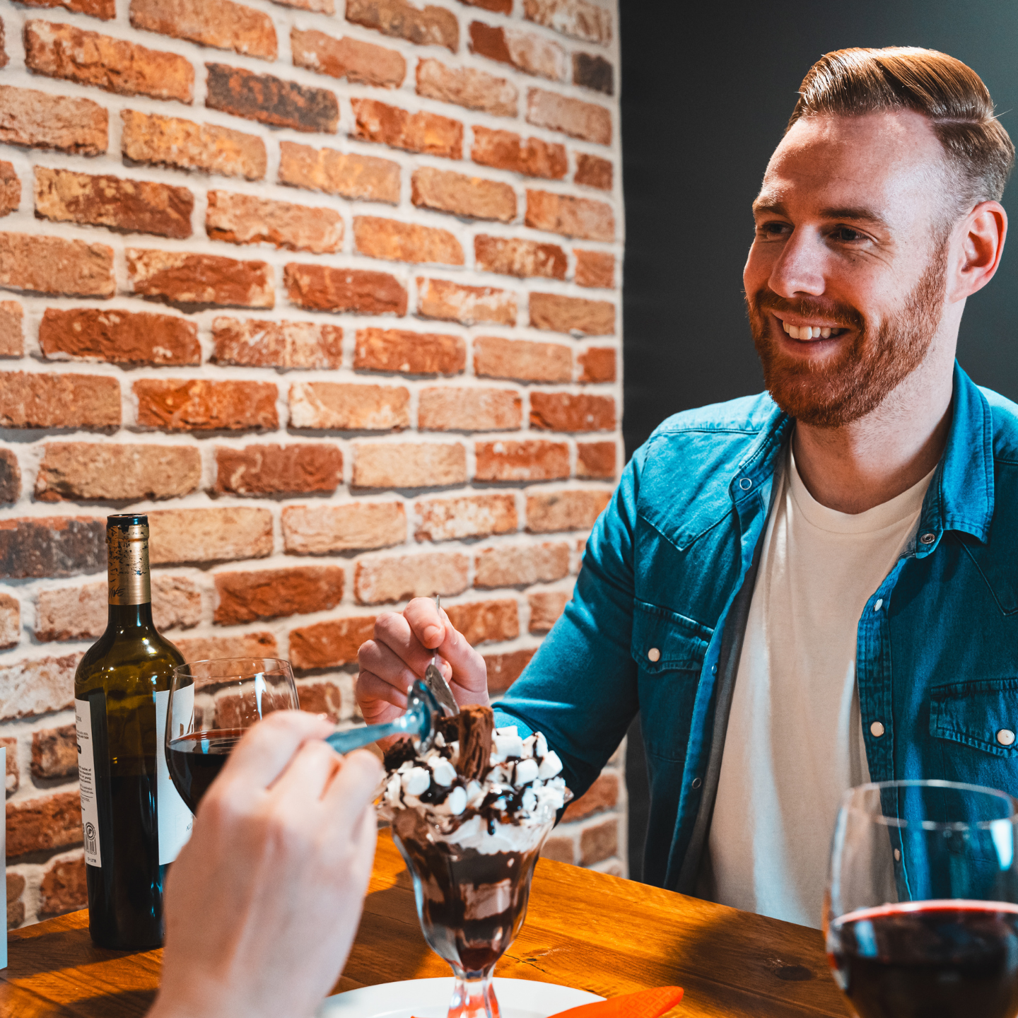 Valentine’s Weekend Dining & Treat Menu at The Land Oak in Kidderminster