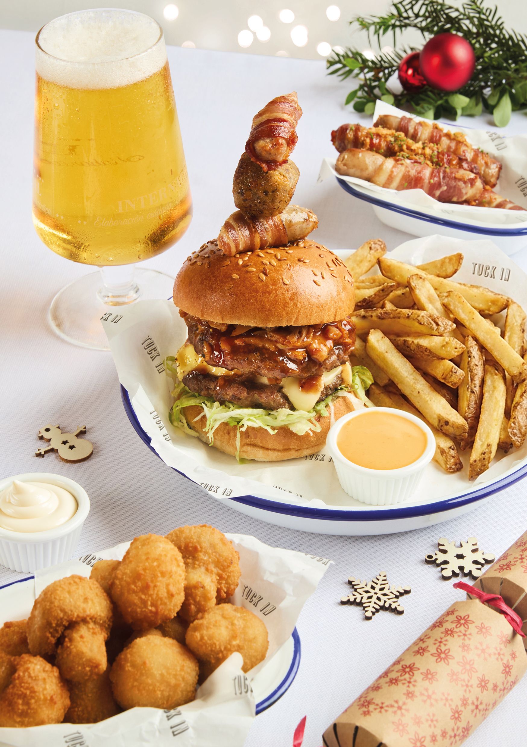Festive Lunch & Dinner at The Land Oak in Kidderminster